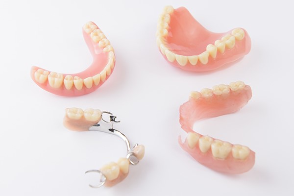 Lower Dentures Won'T Stay In Charlevoix MI 49720